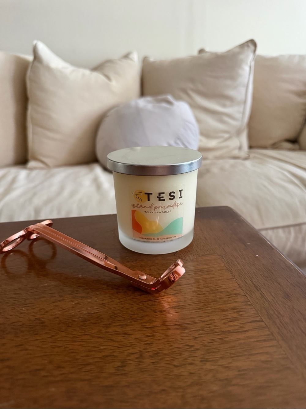 Tesi Handcrafted Soy Candle - with Rose Gold Wick Cutter